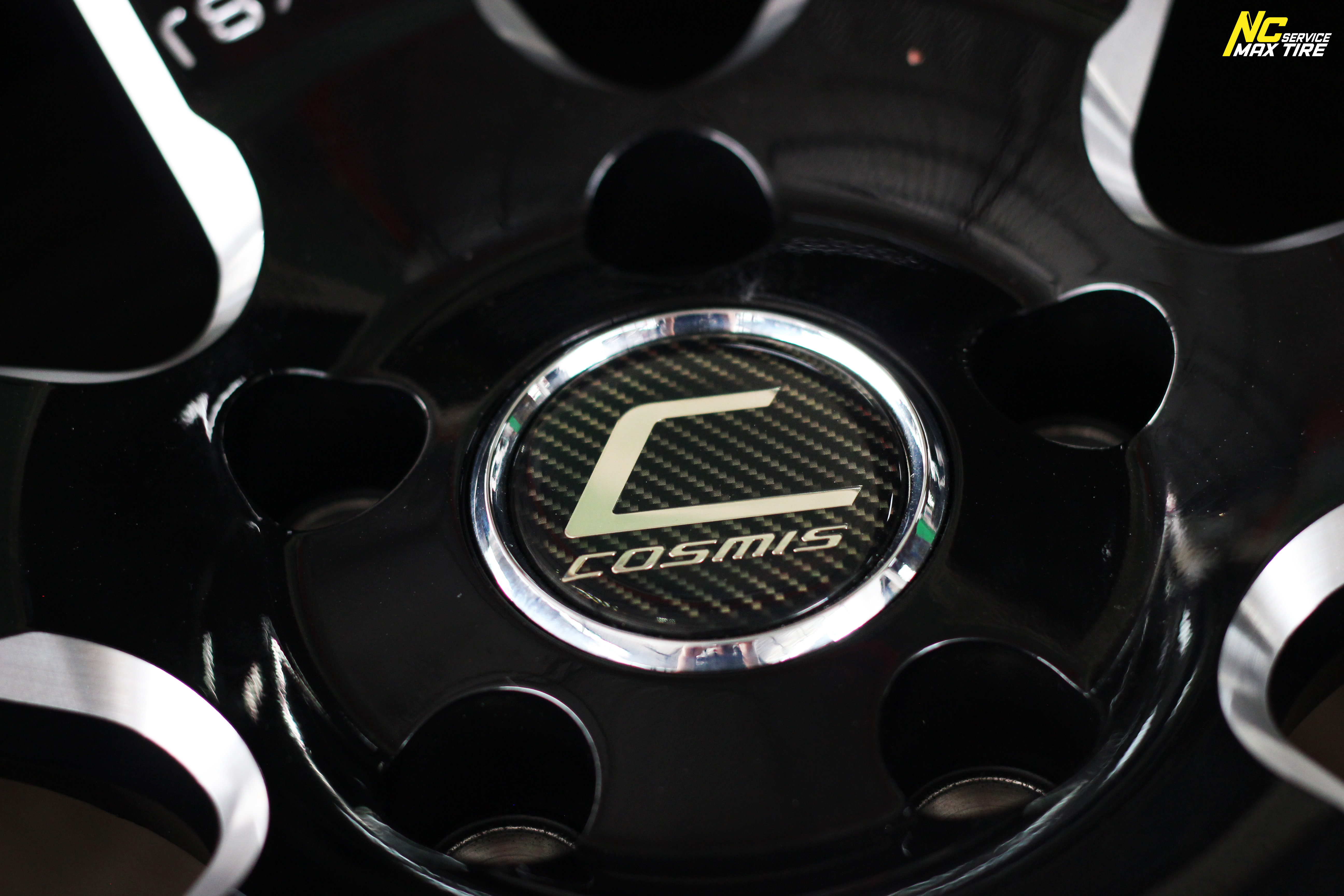 ล้อแม็กขอบ17 / Cosmis / Innerline / S1 / 17x8.0 5H114.3 ET30 / ล้อแม็กสีดำเงา+CNCข้างก้าน / NC / PP