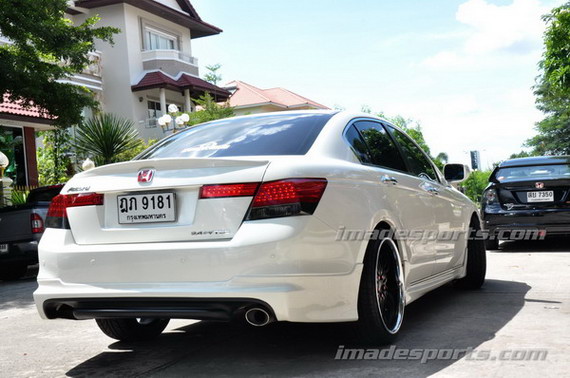 สปอยเลอร์ Accord G8 modulo (import)