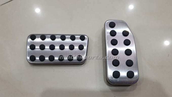 แป้นเบรค คันเร่ง ครัช Autoและ Manual M/T (MDL และMG styles)