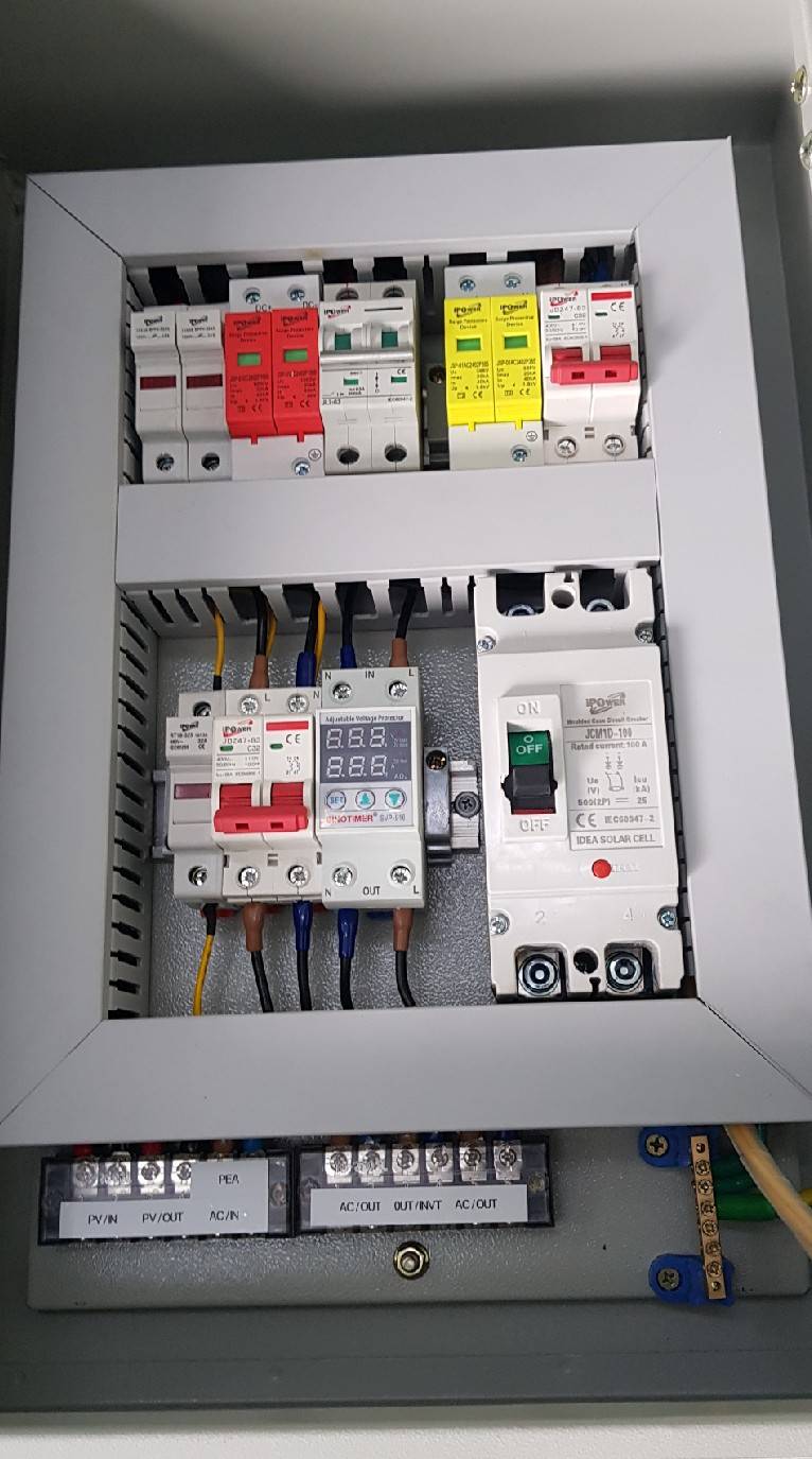 Off grid solar combiner AC/DC 1 string ตู้คอมบายเนอร์ สำหรับระบบออฟกริดไฮบริด 3.5kw-5kw. / Sinotimer63A / เบรคเกอร์แบต 100A ชิ้น 2021-07-27 09:23:56 2022-11-12 10:48:49