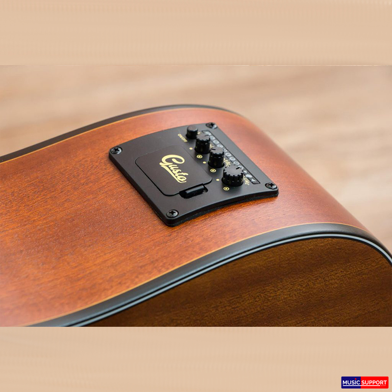 กีต้าร์โปร่งไฟฟ้า Gusta DM1CE