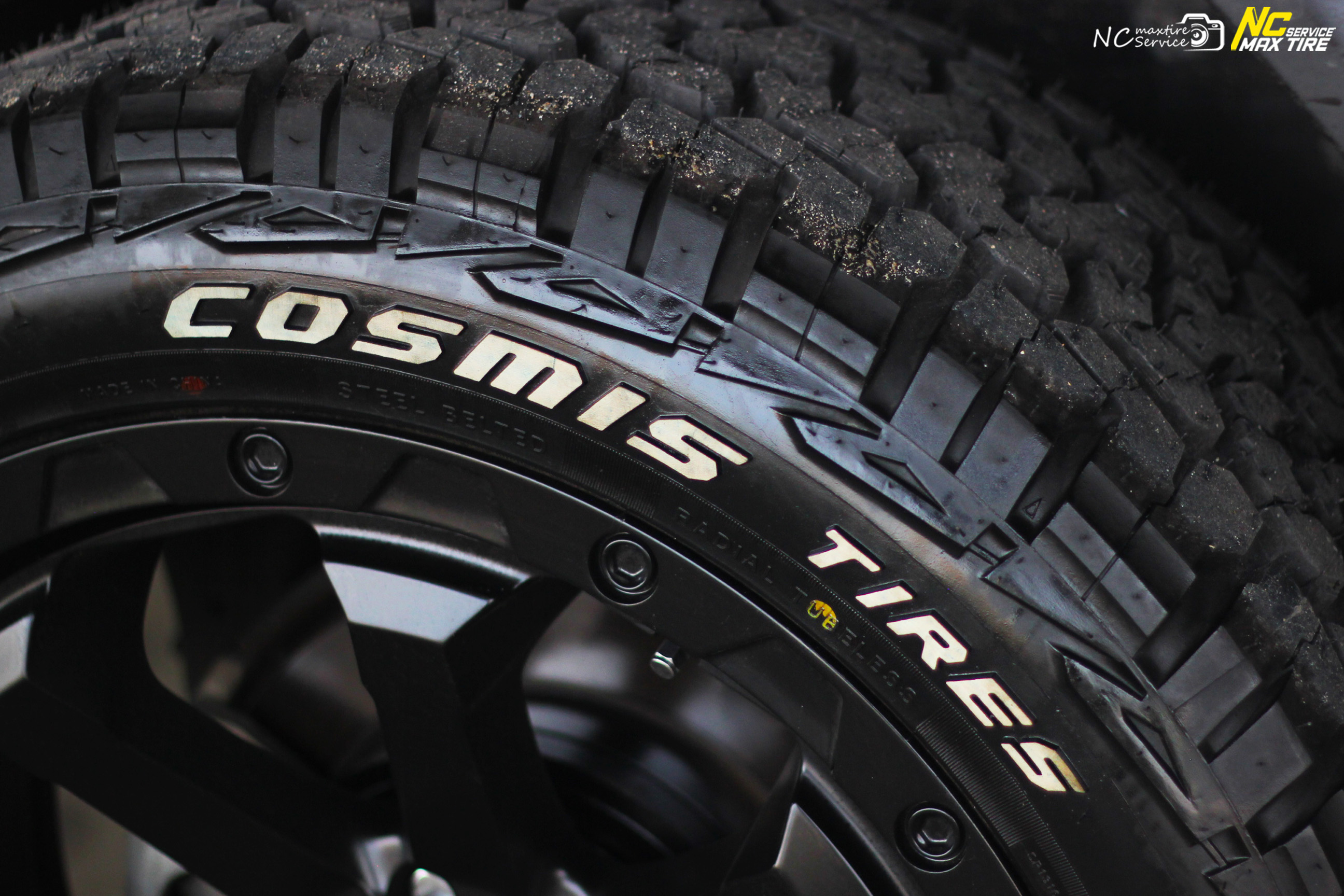 Toyota Fortuner / ล้อแม็กขอบ20 / CAPONE / AMERICAN OUTLAW / ล้อแม็กสีดำด้าน / SATIN BLACK / 20X9.0 6H139.7 ET5 / Cosmis Tire / Raptor AT / 265/50R20