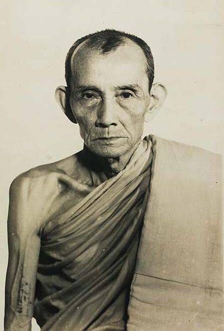 พระสมเด็จหลังพระสิวลี หลวงพ่อกวย วัดโฆสิตาราม ปี 2515