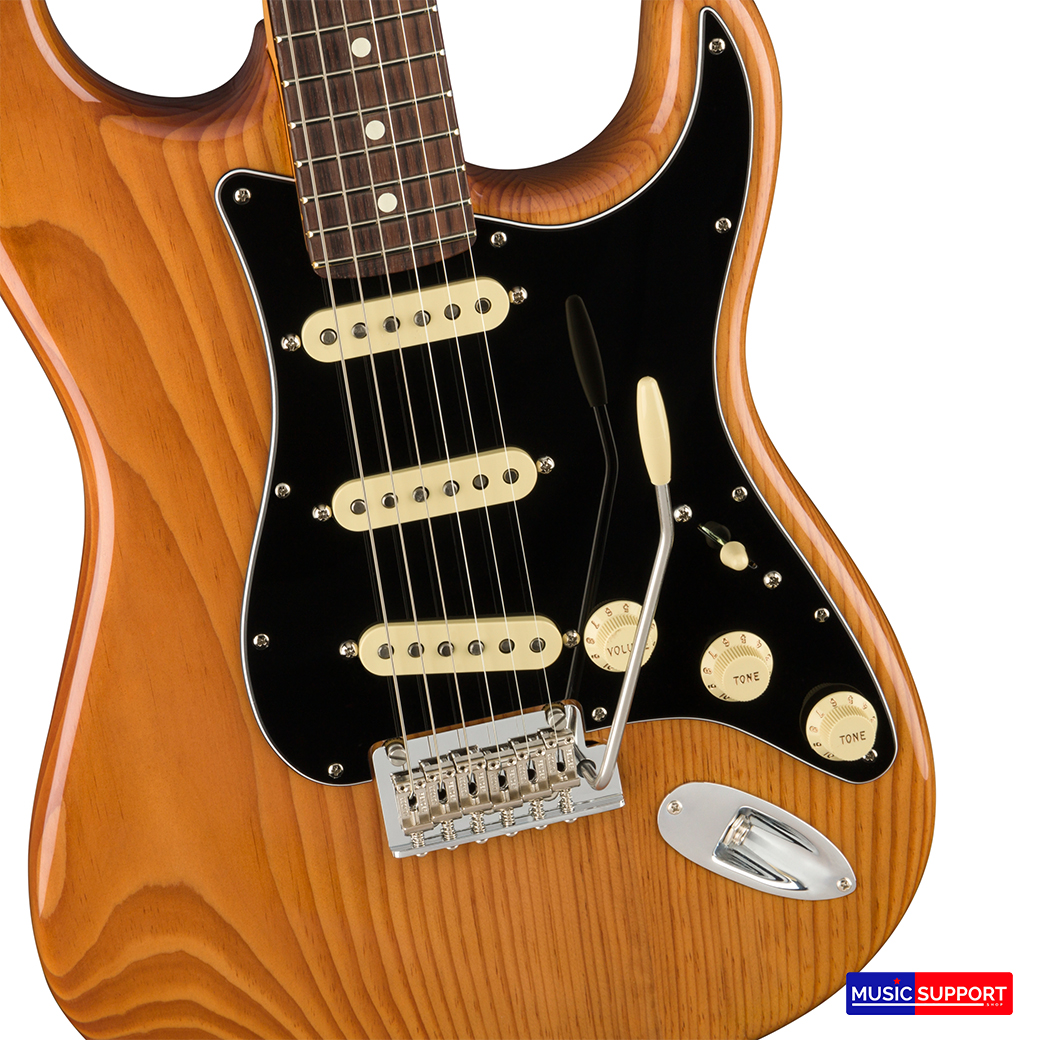 กีตาร์ไฟฟ้า Fender American Professional II Stratocaster RW