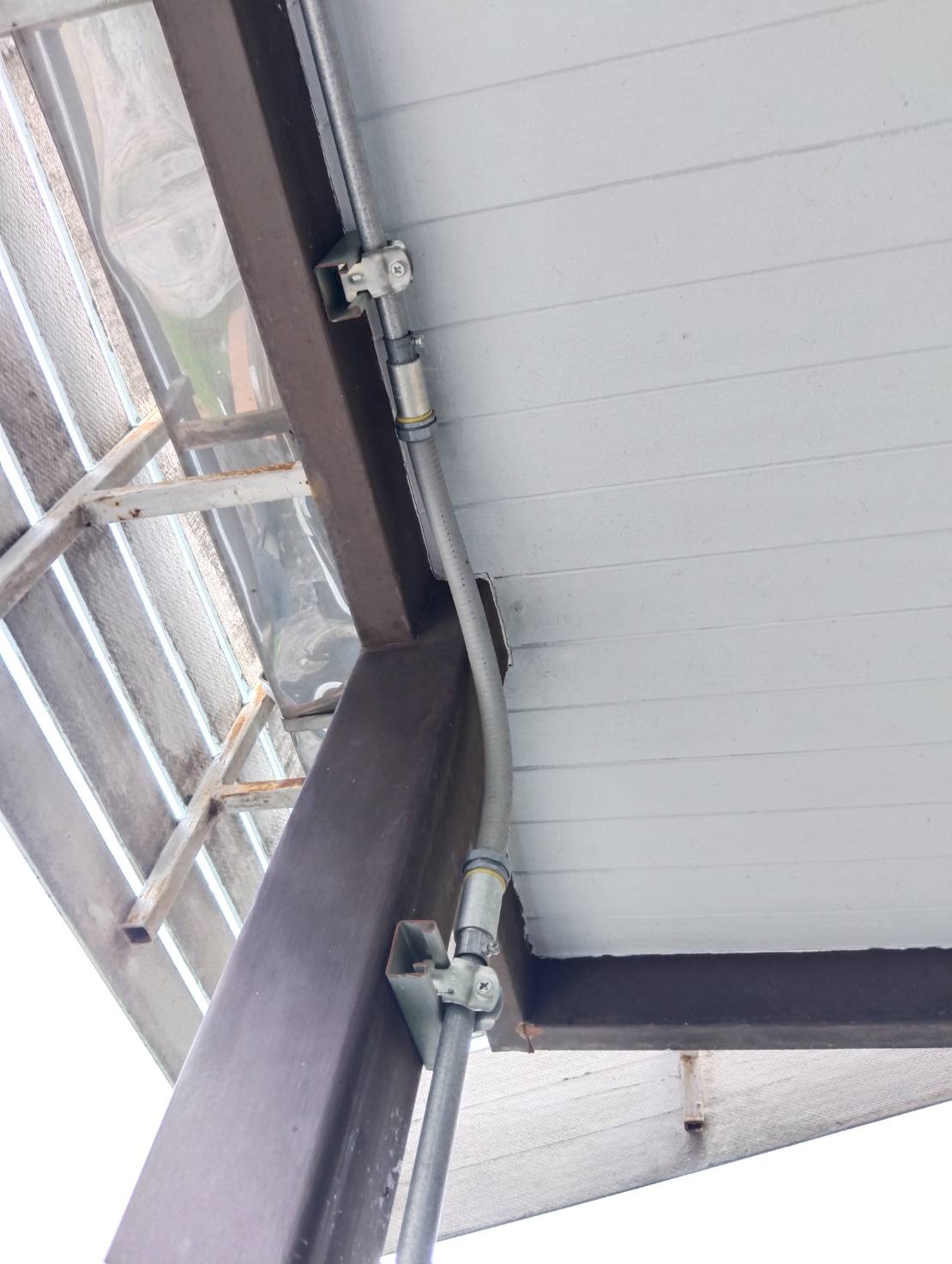 จำหน่าย-ออกแบบ-ติดตั้งพร้อมขออนุญาตเชื่องโยงการไฟฟ้า ดูแลรักษา ครบวงจร บ้าน ออฟฟิศ โกดัง อาคาร โรงงาน