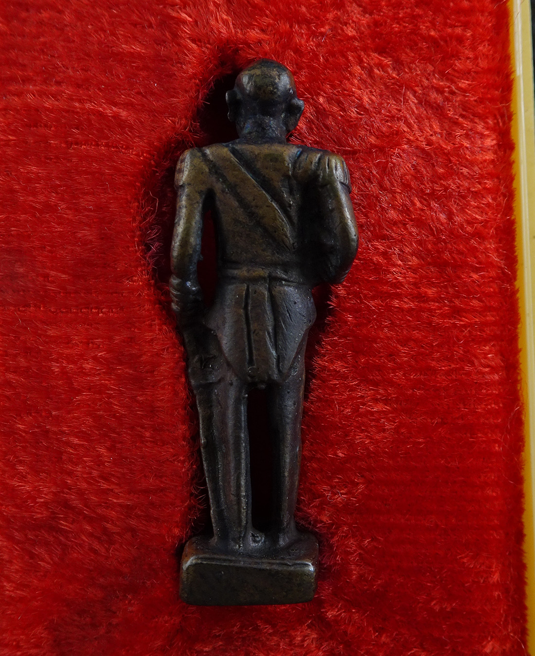 รูปหล่อยืน เสต็จเตี่ยกรมหลวงชุมพร ปากน้ำตะโก ปี 2530