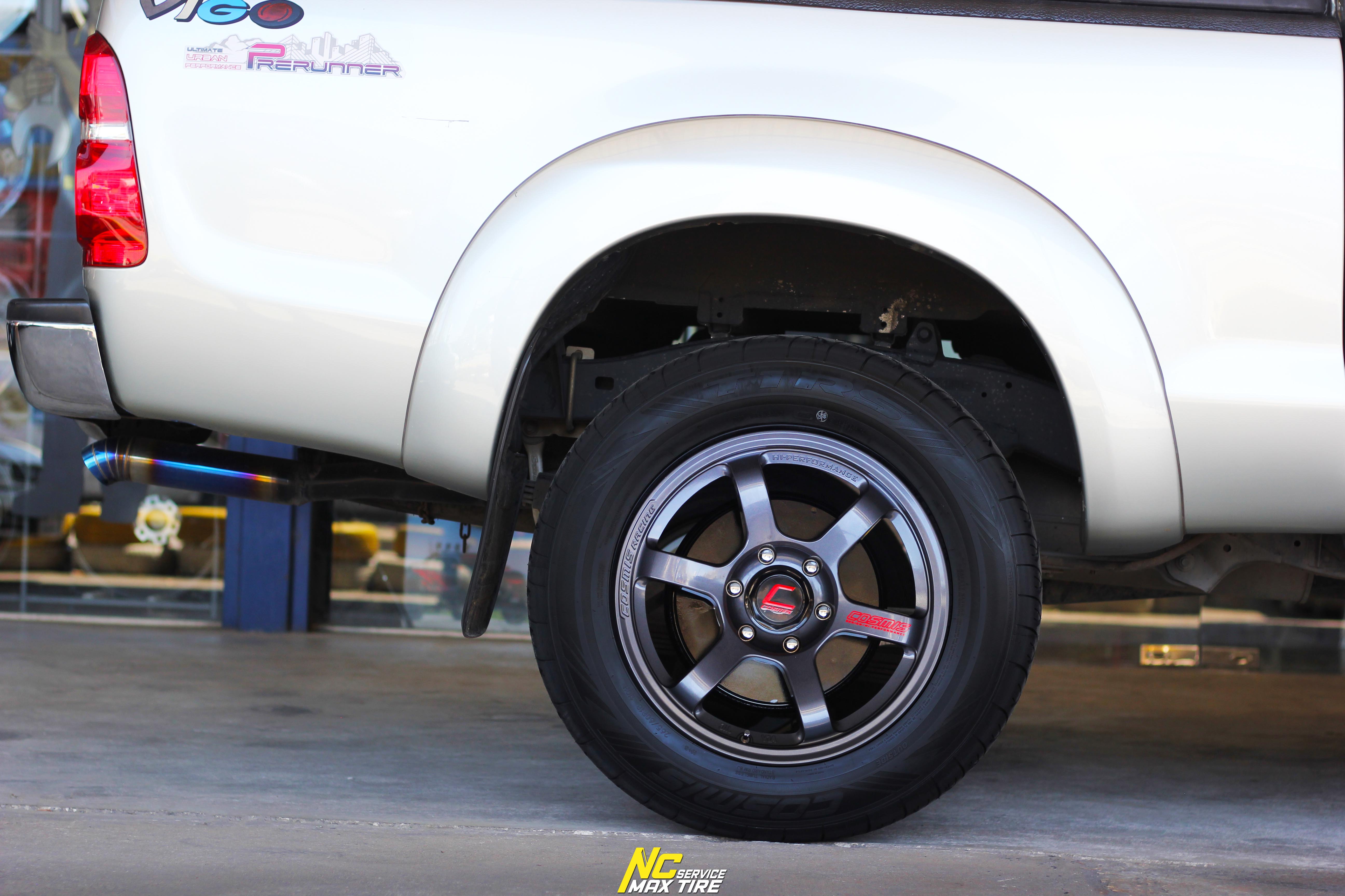 TOYOTA VIGO CHAMP / ล้อแม็กขอบ18 / Cosmis / RG-06SN / 18x9.0 6H139.7 ET0 / ล้อแม็กสีเทากัลเงาทั้งวงCNCหยอดตัวหนังสือแดงCNCตัวหนังสือที่ขอบ / T1RS / 265/60R18 / ล้อแม็กสำหรับรถกระบะ / ล้อแม็กสวยๆ / NCล้อแม็ก