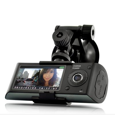 กล้องติดรถยนต์ R300 (DUAL CAMERA) หน้าจอ 2.7 นิ้ว ความละเอียดวีดีโอ 300,000 Pixels รองรับ NIGHT VISION, G-SENSOR
