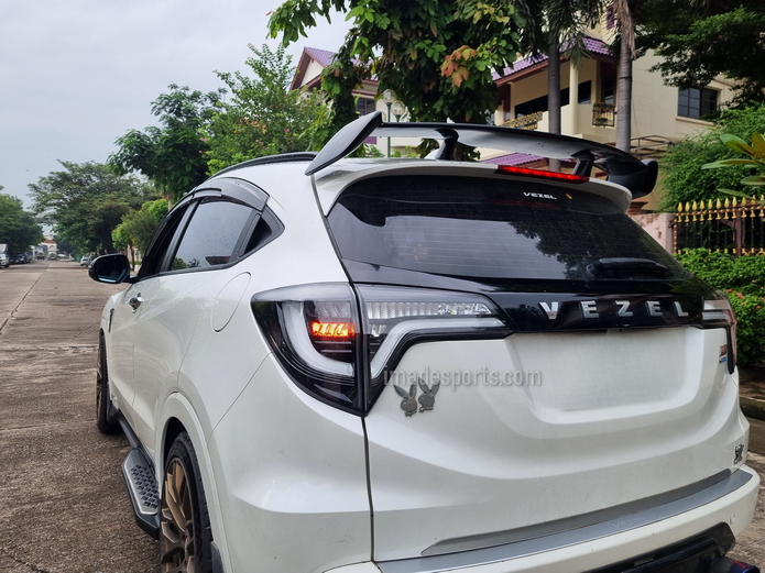 โคมไฟท้าย HRV S-Black Edition STYLE (White)