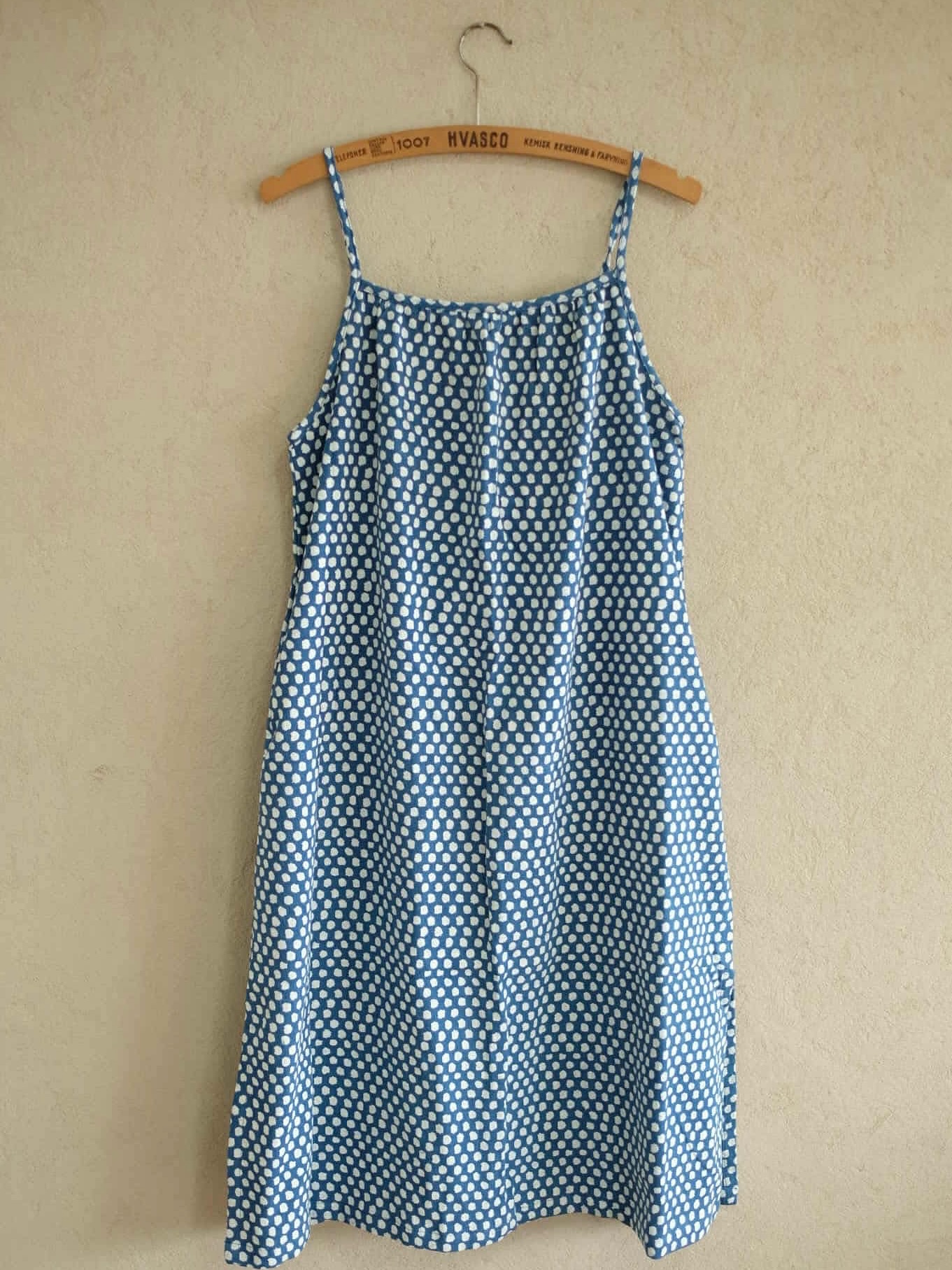 เดรสสายเดี่ยว(spaghtti dress) ผ้าฝ้ายเยื่อไผ่