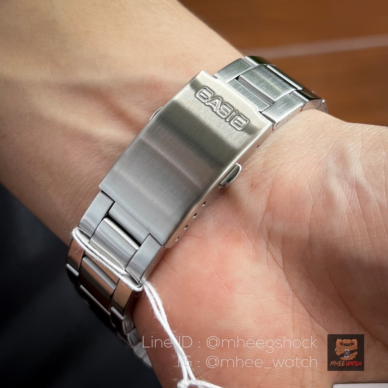 Casio G-steel Design Stainless Steel Illuminator Dims Softly