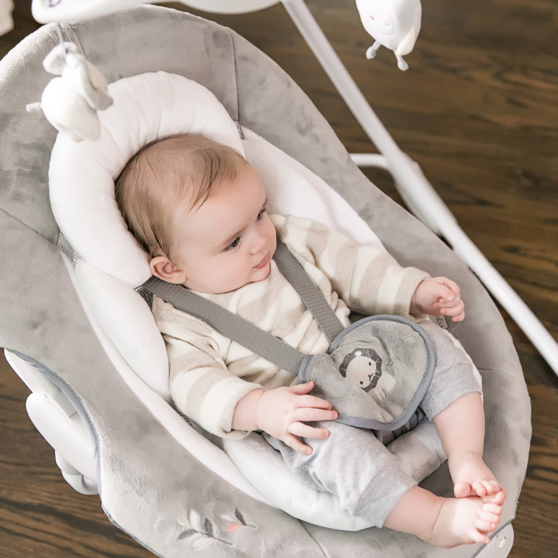 Ingenuity DreamComfort InLighten Cradling Swing - Braden เปลไกวไฟฟ้า ใช้ไฟบ้านได้