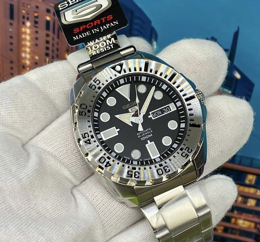 Seiko Mini Monster Stainless หน้าดำ หายากมาก Made in Japan