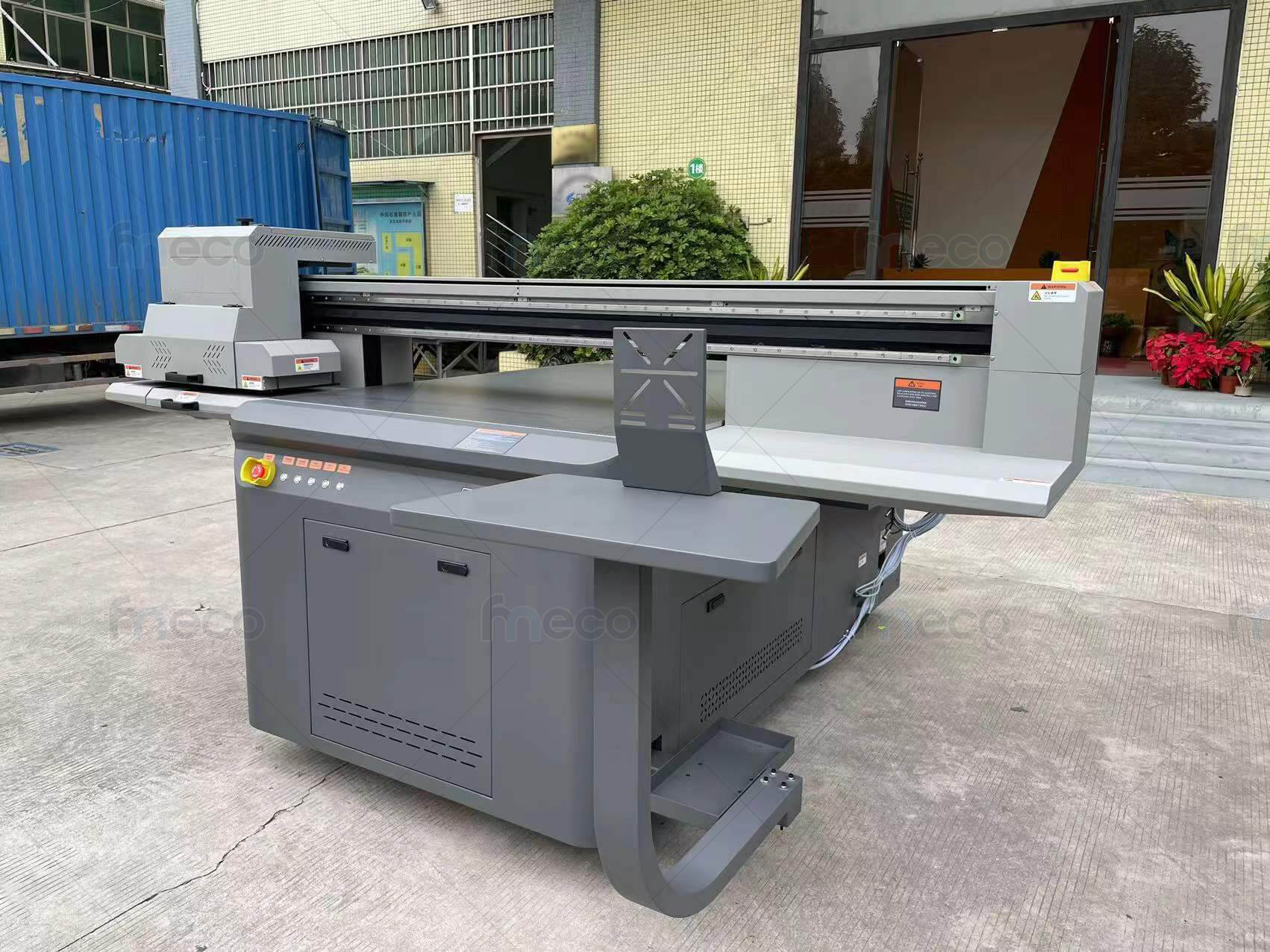 เครื่องพิมพ์ UV Flatbed 1216 inkjet printer พิมพ์หัตถกรรม ทรงกระบอก แก้ว แผ่นป้ายชื่อบูติก ของเล่น วัสดุตกแต่ง