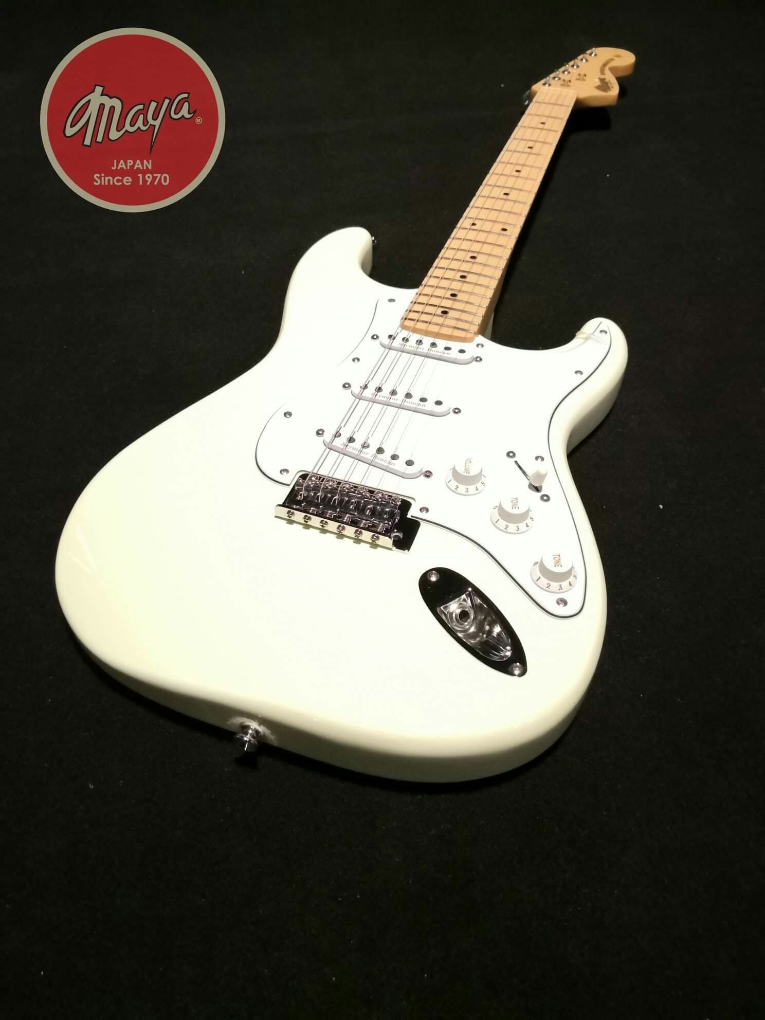 Maya MST-69 กีต้าร์ไฟฟ้า ทรง Start สี White