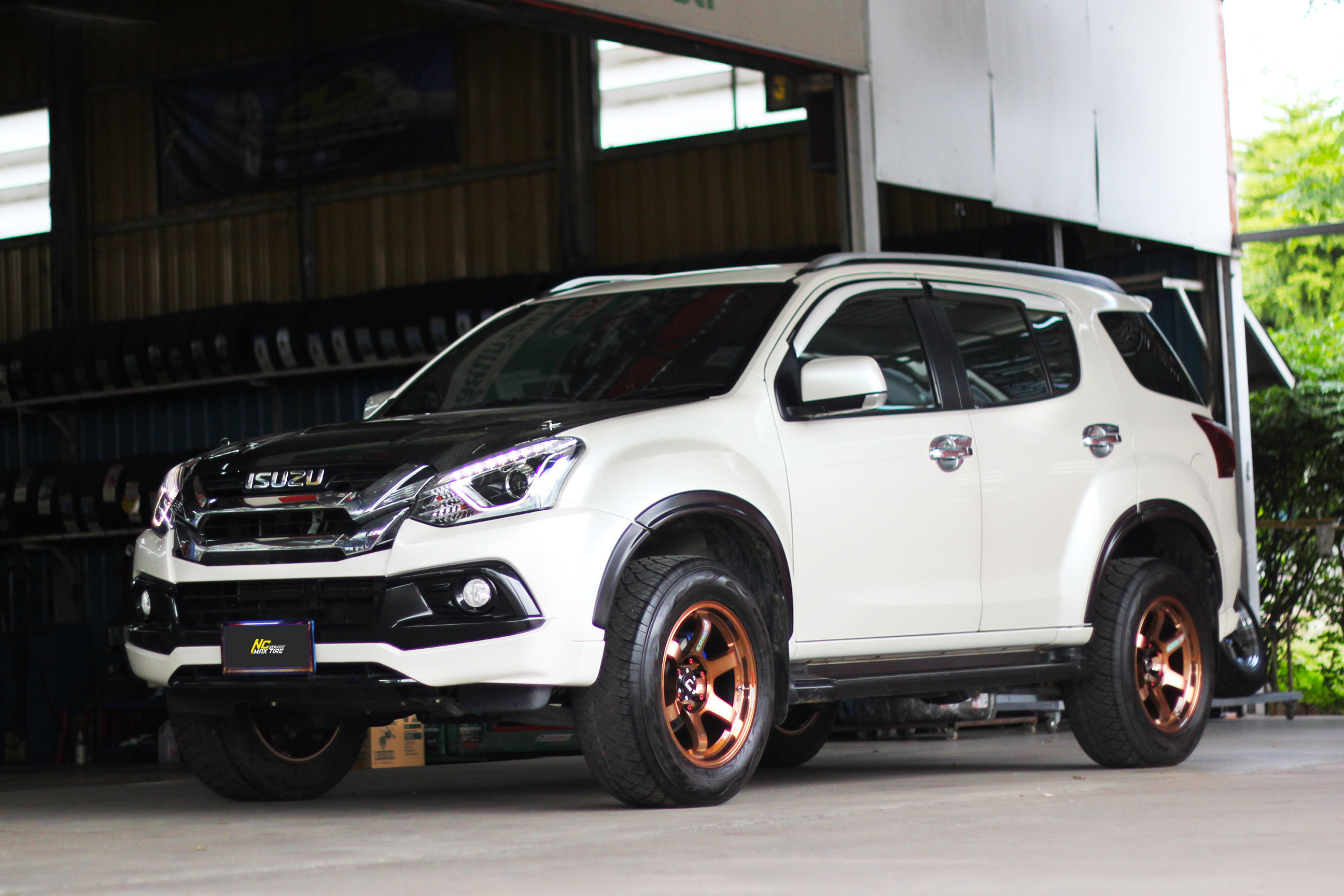 ISUZU MU-X / ล้อแม็กขอบ18 / Cosmis / RG-06S / Copper / Custom Color / 18X9.0 6H139.7 ET0 / SUV / PPV