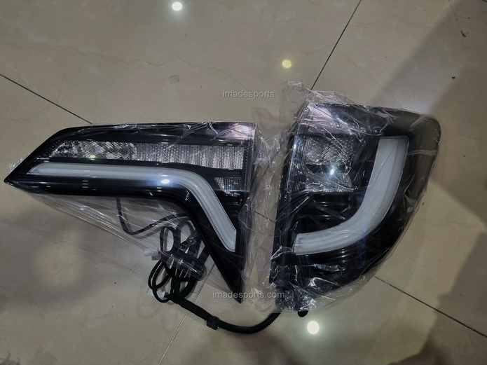 โคมไฟท้าย HRV S-Black Edition STYLE (White)