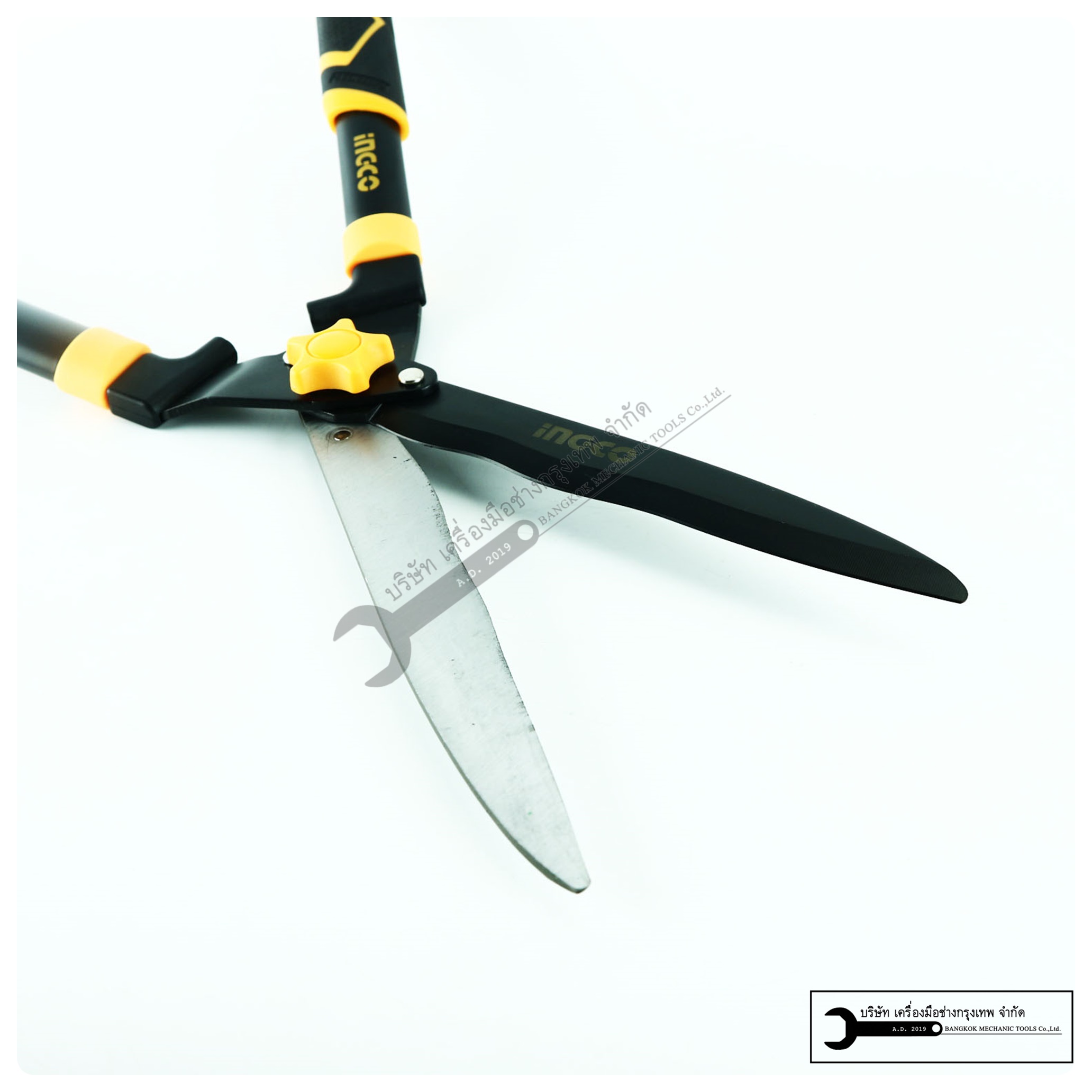 INGCO กรรไกรตัดหญ้า 22 นิ้ว (550มม.) รุ่นHHS6301