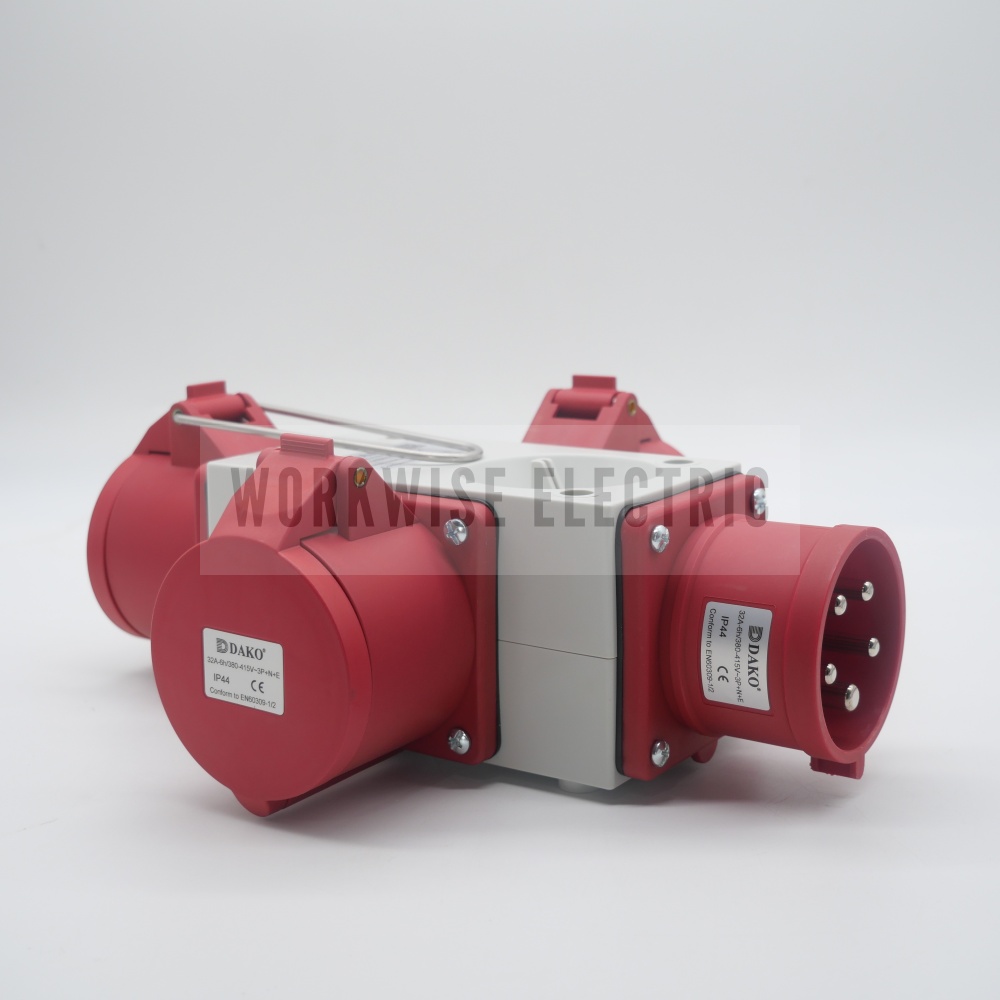 "DAKO PLUG" HBN 1025 ปลั๊กแยกสามทาง 5ขา 3P+N+E 32A IP44