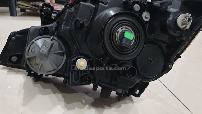 โคมไฟหน้า Honda STEP WGN SPADA