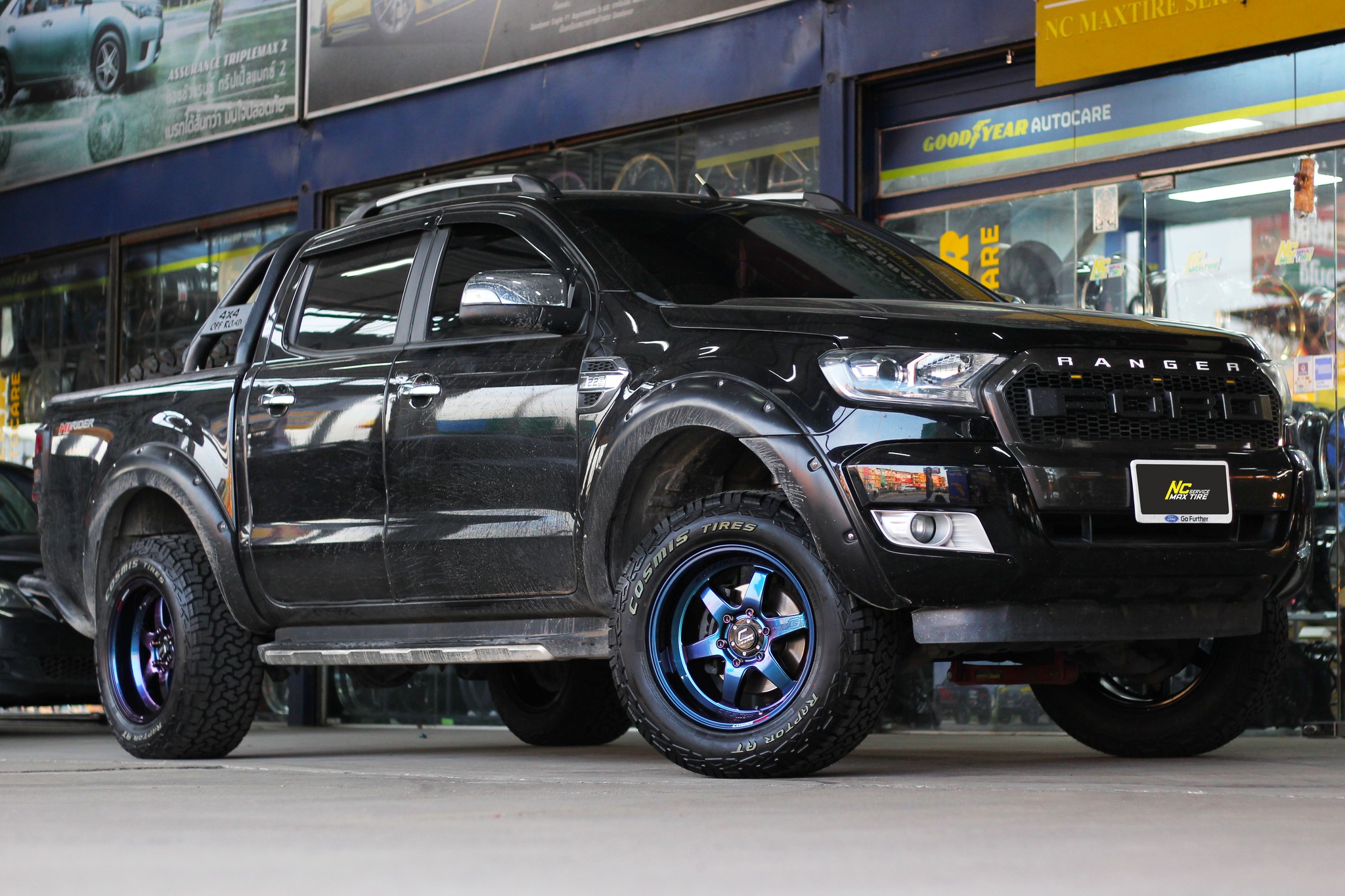 FORD RANGER / Cosmis / Type-G Racing / ล้อแม็กรถกระบะ / 18x10.5 6H139.7 ET25 / ล้อแม็กสีน้ำเงินเฉดพาวเวอร์+CNCตัวหนังสือ / Custom Color / Cosmis Raptor AT / 285/60R18 / NC