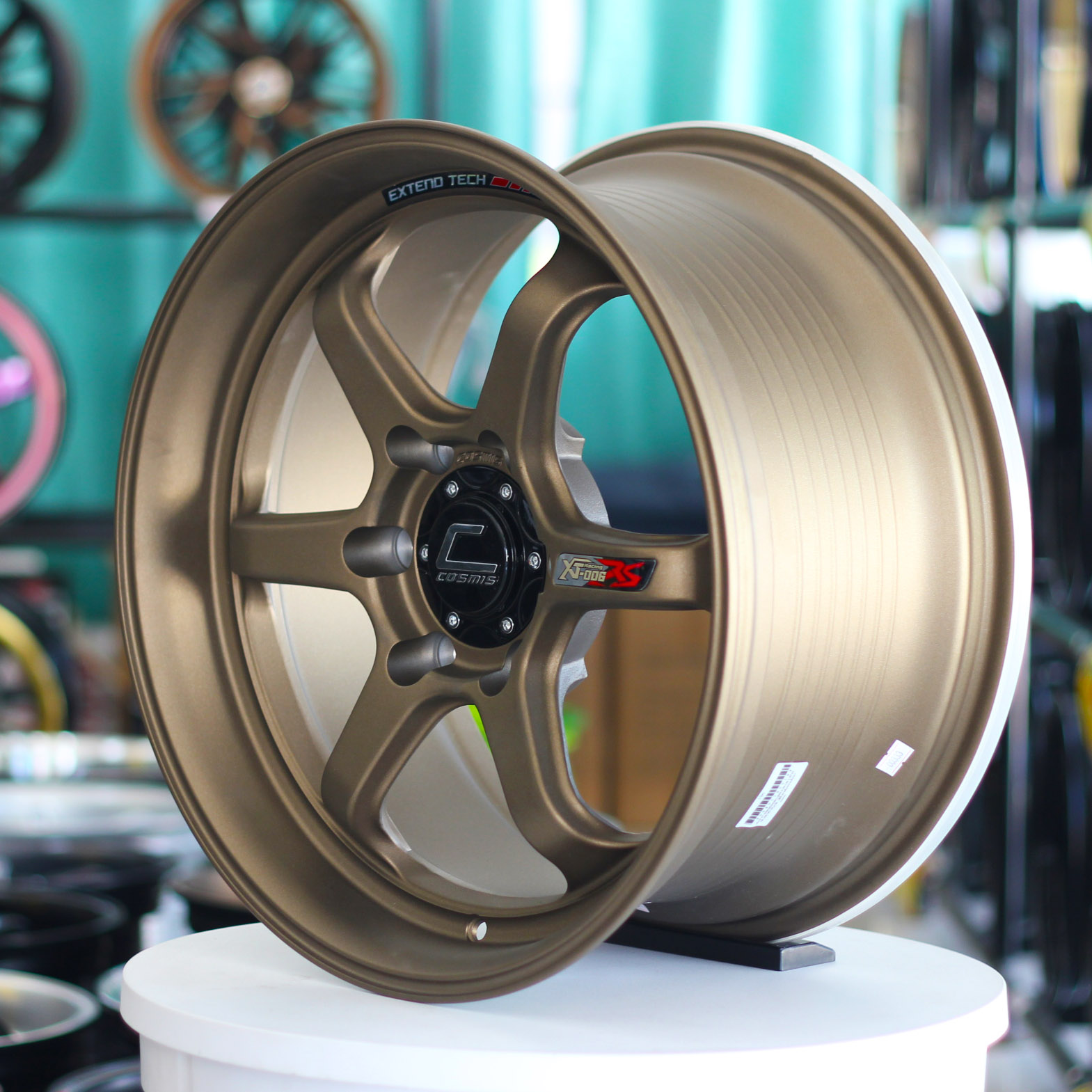 ล้อแม็กขอบ18 / Cosmis Xt-006RS / 18x9.0 6H139.7 ET35 / สีน้ำตาลยิงทราย