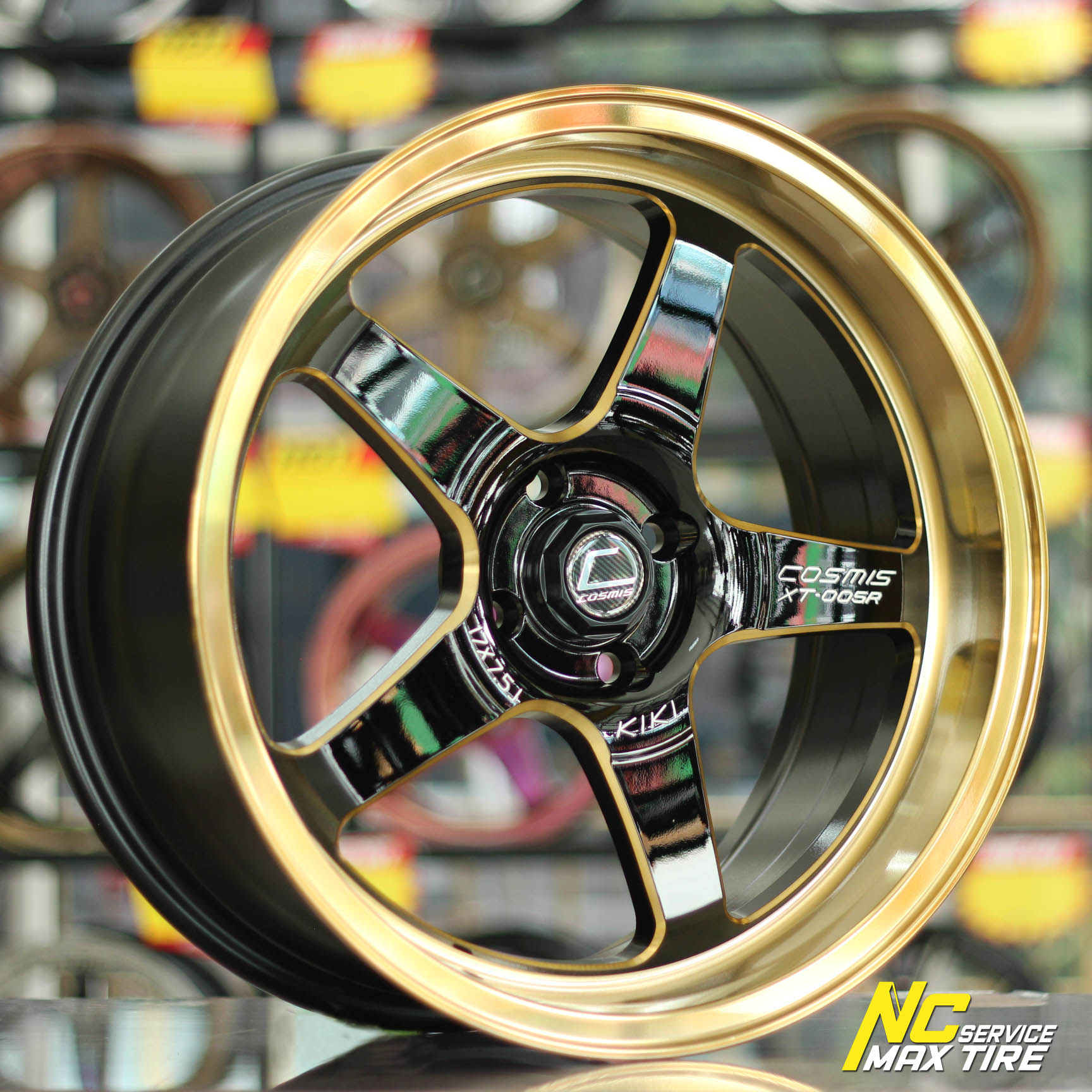 ล้อแม็กขอบ17 / COSMIS XT-005R / สีดำขอบทอง / สำหรับรถเก๋ง (ราคาต่อวง) / 17x7.5 4H100 ET30