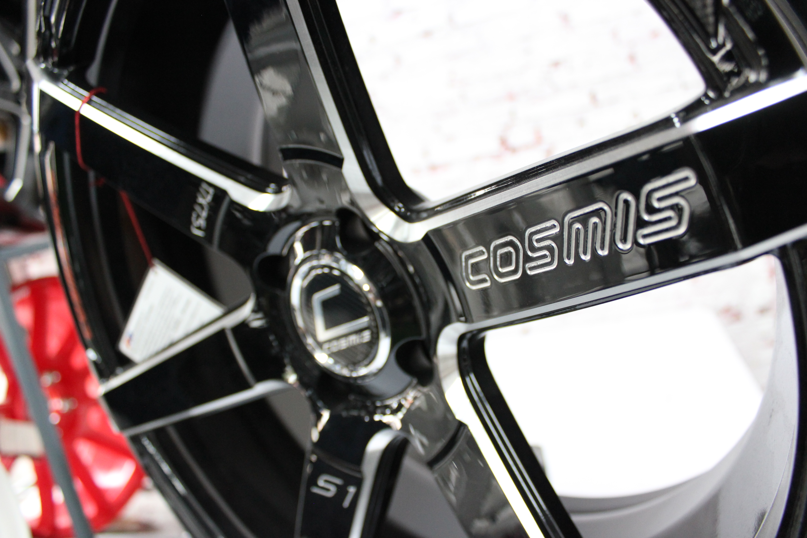 ล้อแม็กขอบ17 / COSMIS INNERLINE S1 / สีดำ cncข้างก้าน / สำหรับรถเก๋ง (ราคาต่อวง) / 17x7.5 4H100 ET28