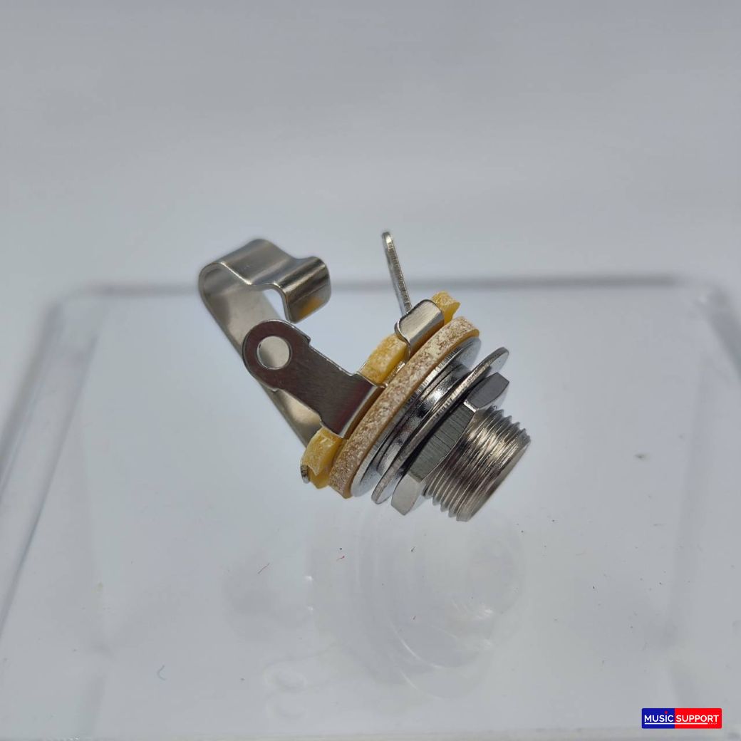 แจ๊คตัวเมีย Soundking CC216