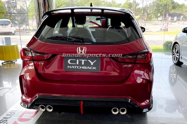 สปอยเลอร์ City Hatchback Ultimate 2020-2024