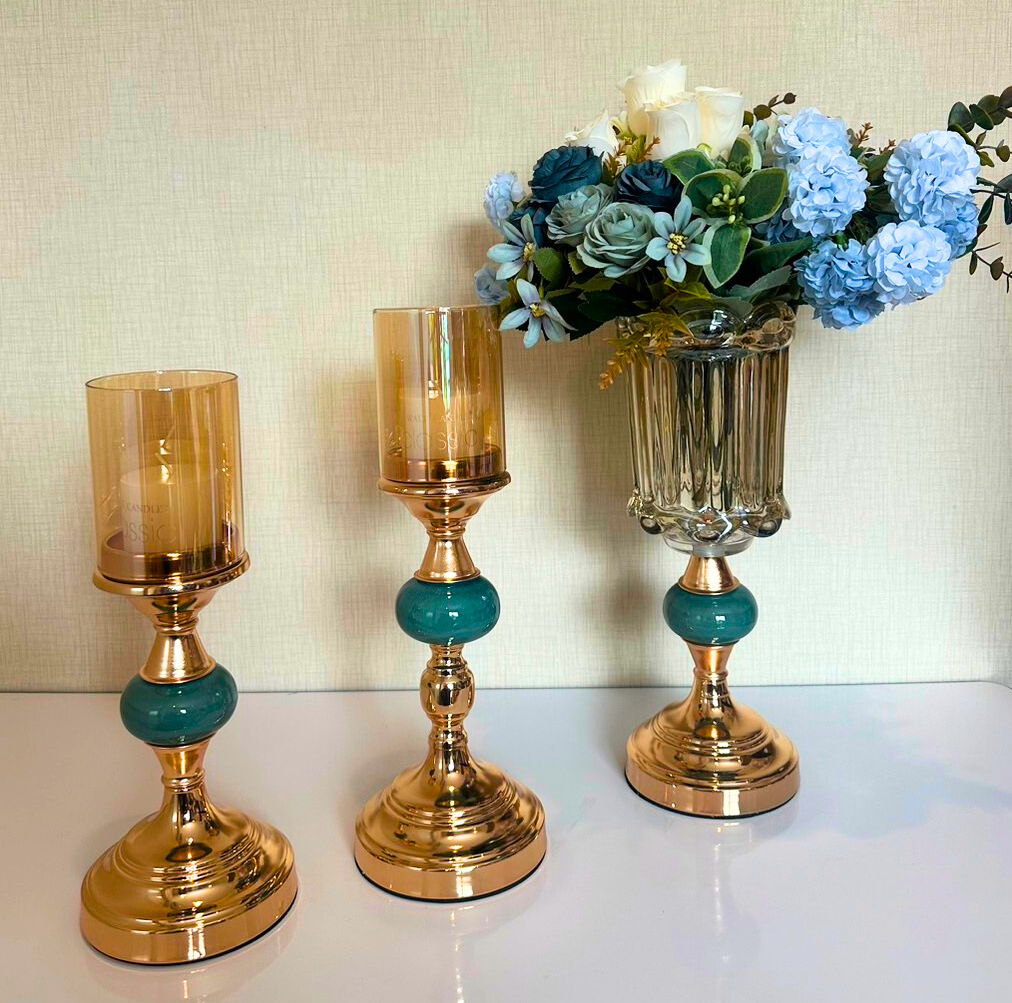 แจกันตกแต่งบ้าน ดอกไม้ประดิษฐ์พร้อมแจกัน เชิงเทียนตกแต่ง เชิงเทียนสีทอง แจกันดอกไม้ปลอม ดอกไม้ตั้งโต๊ะ เชิงเทียนทองเหลือง ST501E801