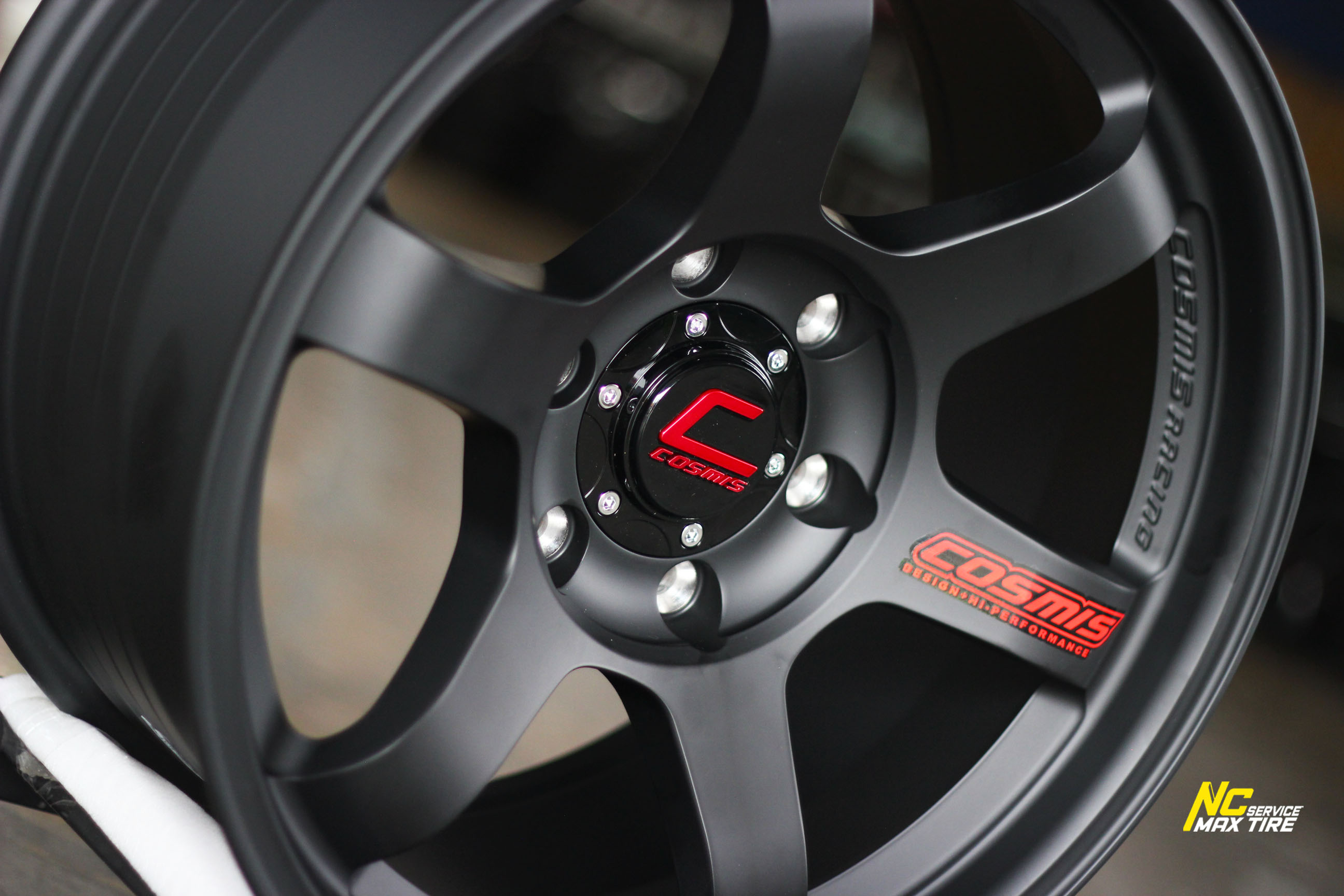 ล้อแม็กขอบ18 / Cosmis / RG-06S / ก้านยก / ออฟ15 / 18x9.0 6H139.7 ET15