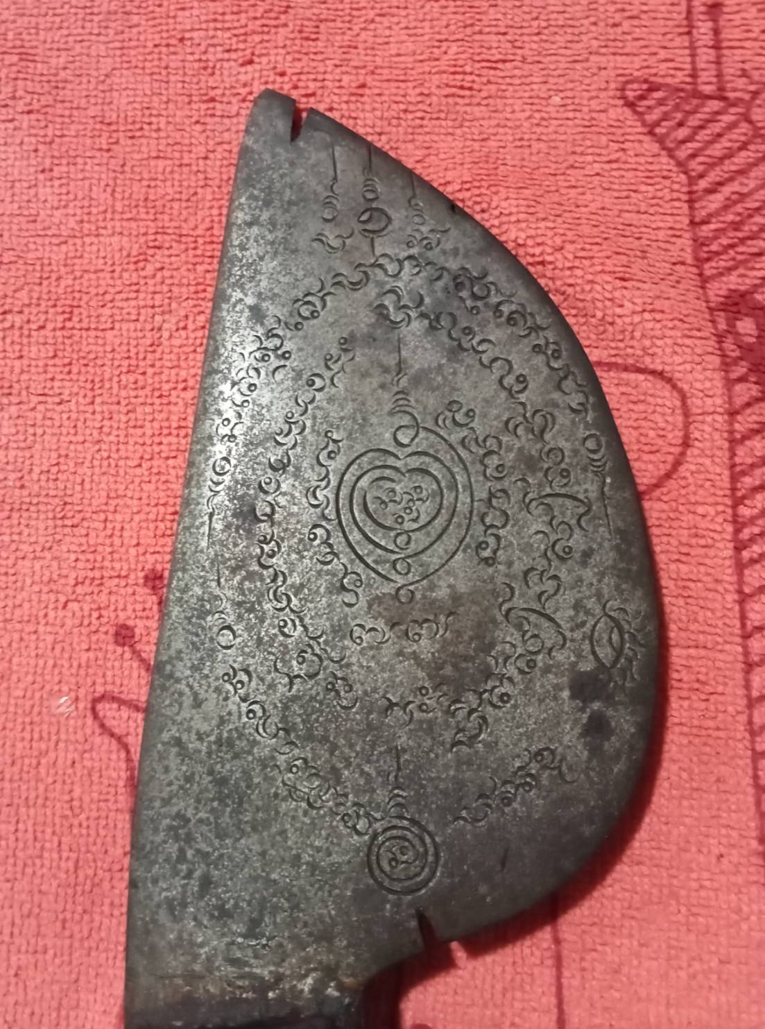 มีดหมอหลังเต่าหลวงพ่อผินะ วัดสนมลาว