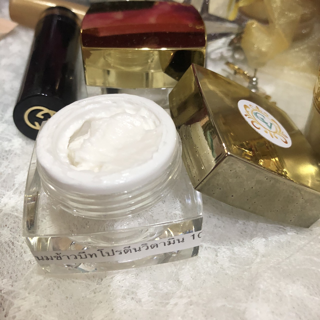 ขายส่ง ครีมน้ำนมข้าว ผสมโปรตีนวิตามิน ราคาส่ง 100 กรัม ราคา 250 บาท