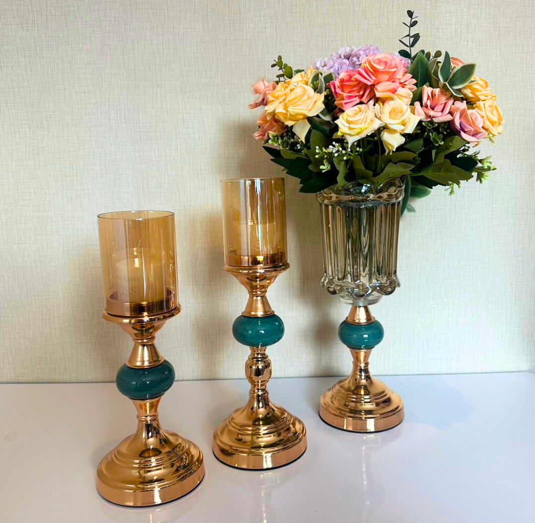 แจกันตกแต่งบ้าน ดอกไม้ประดิษฐ์พร้อมแจกัน เชิงเทียนตกแต่ง เชิงเทียนสีทอง แจกันดอกไม้ปลอม ดอกไม้ตั้งโต๊ะ เชิงเทียนทองเหลือง ST501E801