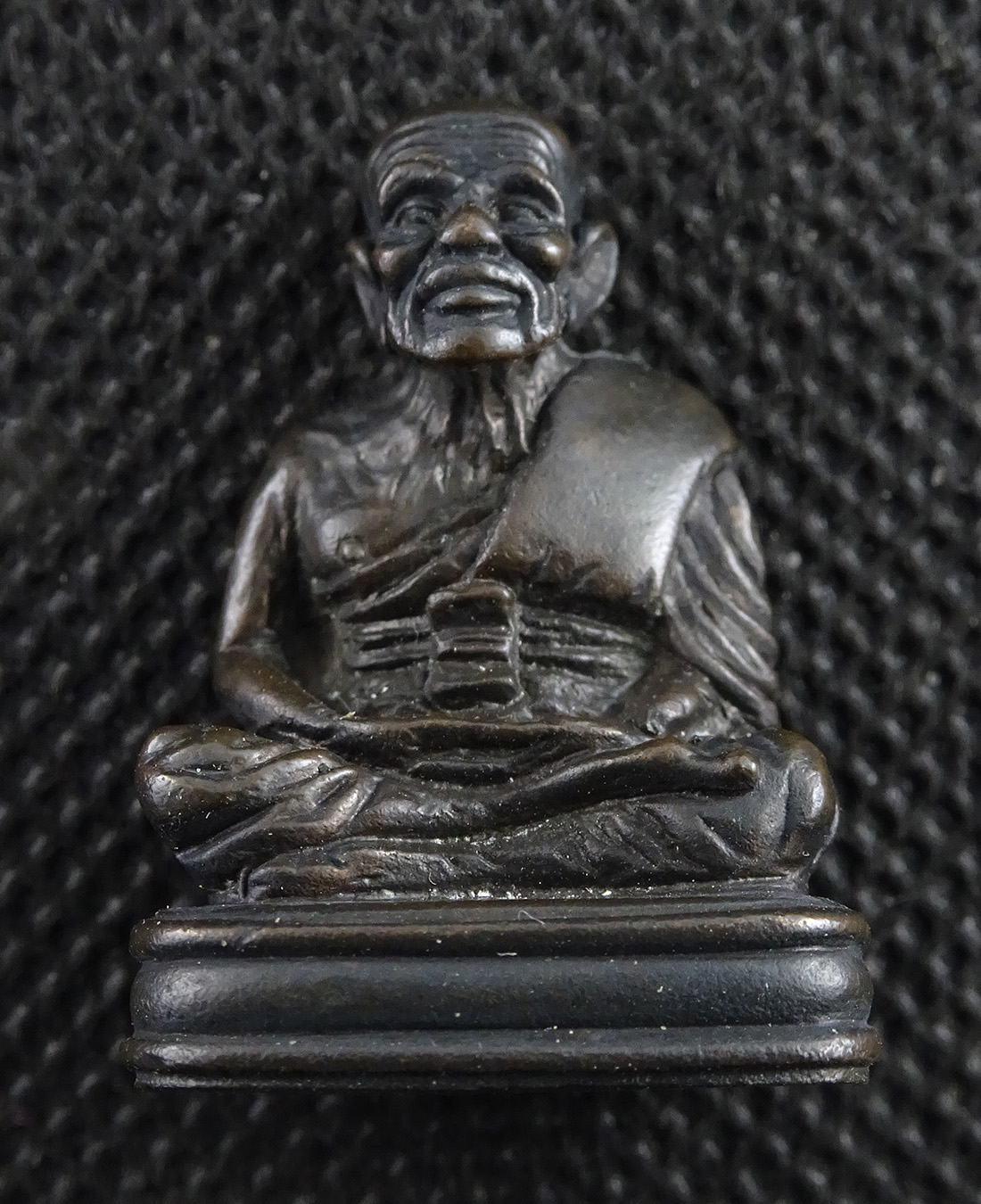 รูปหล่อหลวงปู่ทวด พิมพ์เบตง ก้นตอกหมายเลข อาจารย์นอง เนื้อนวะ