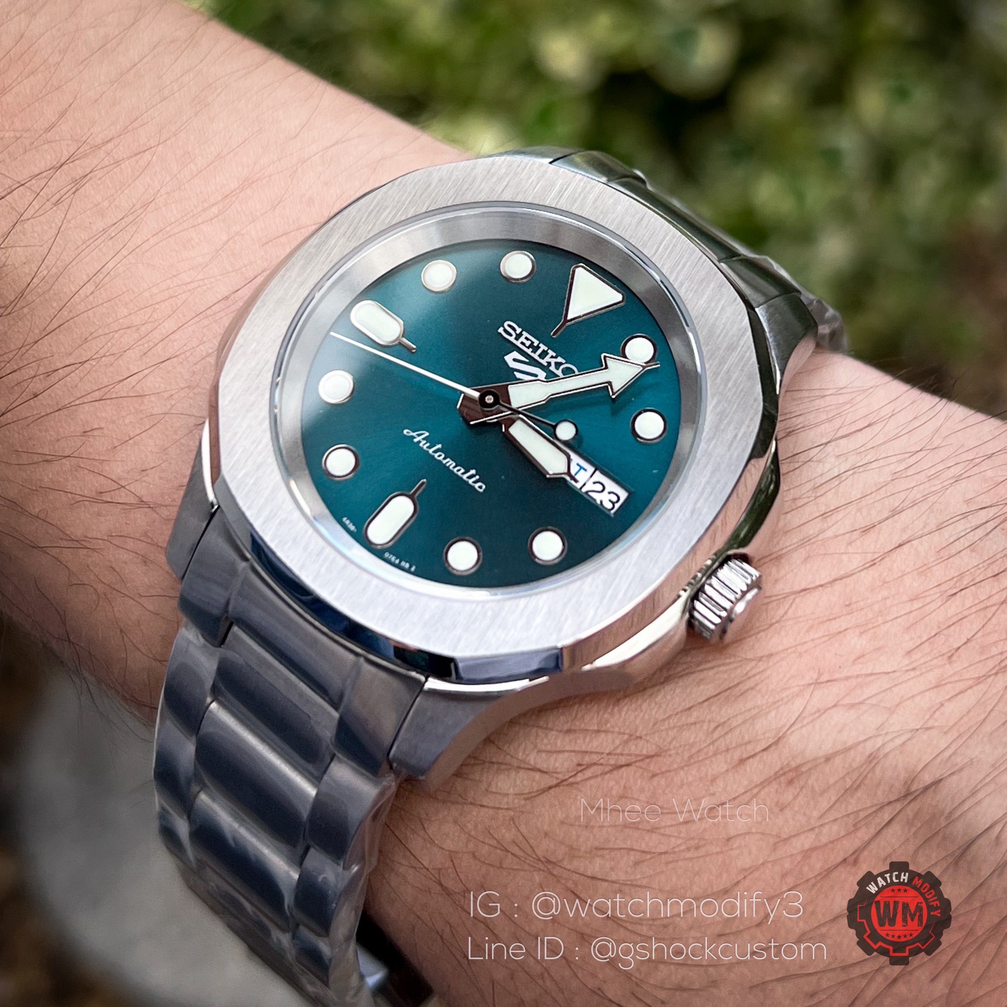 Seiko Mod 5Sports Blue Lagoon Nautilus Design 4R36 Automatic Movement