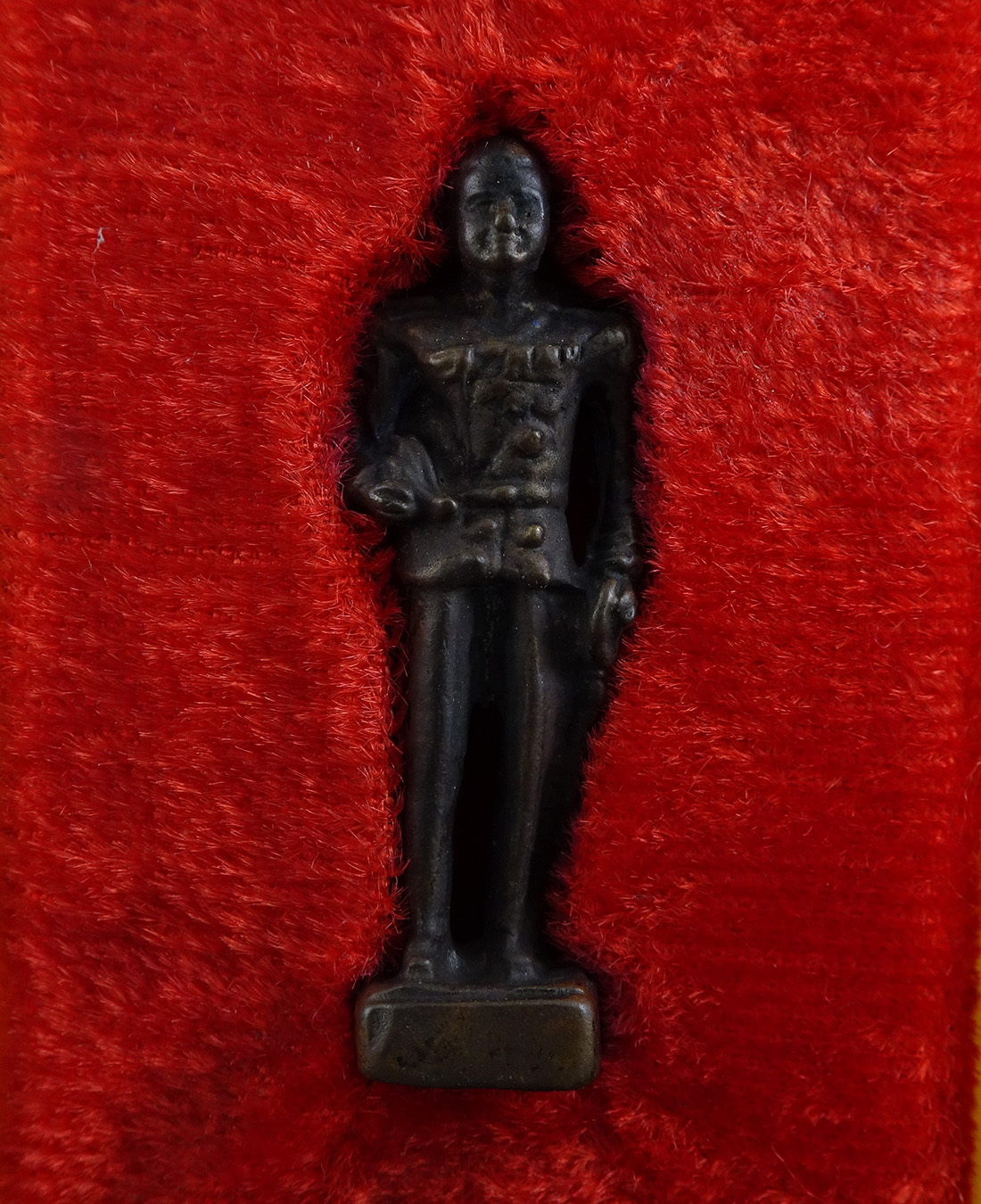 รูปหล่อยืน เสต็จเตี่ยกรมหลวงชุมพร ปากน้ำตะโก ปี 2530