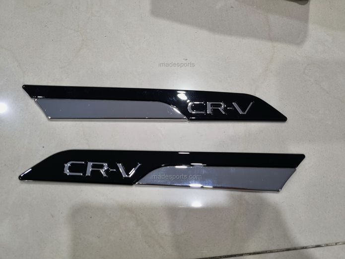 เพลท Logo แก้มซ้ายขวา CRV G6