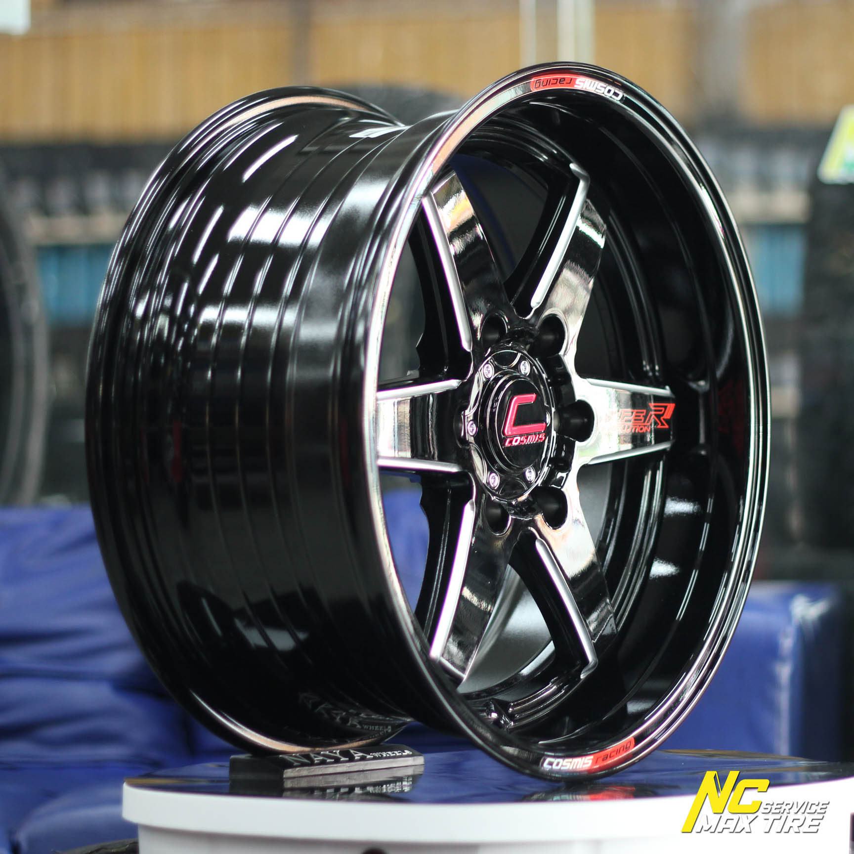 ล้อแม็กขอบ18 / รถกระบะ / Cosmis Type-R Revolution / ดำข้างก้านCNCเงา / 18x8.5 6H139.7 ET25