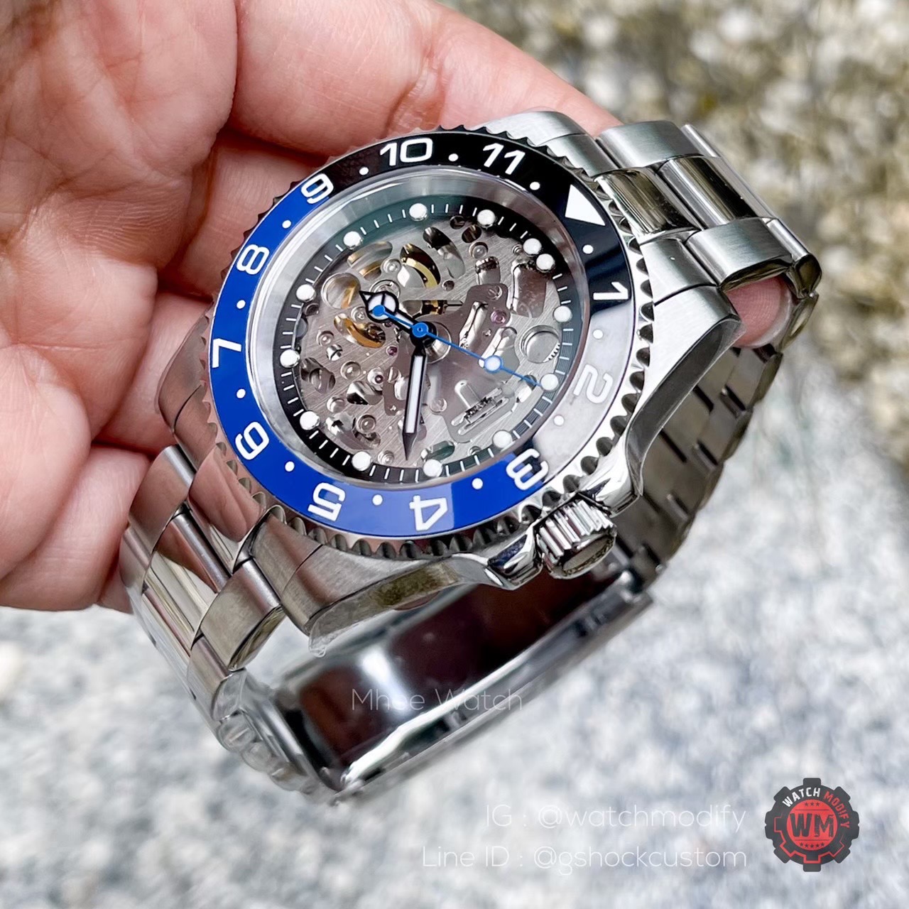 Seiko Modified Batman Skeleton Open Back Case Show the Movement