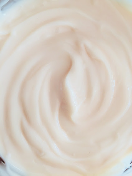 จีพี ไวท์เทนนิ่ง ครีม (GP Whitening Cream 15 g.)