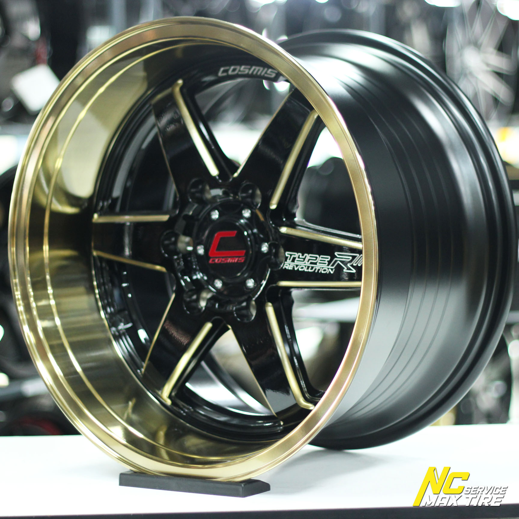 โปรไลฟ์สด / ล้อพร้อมยาง / ล้อแม็ก Cosmis Type-R Revolution / ยาง Cosmis t1 rs 265/60R18 / 18x10.5นิ้ว 6H139.7 ET30 ทั้ง 4ใบ