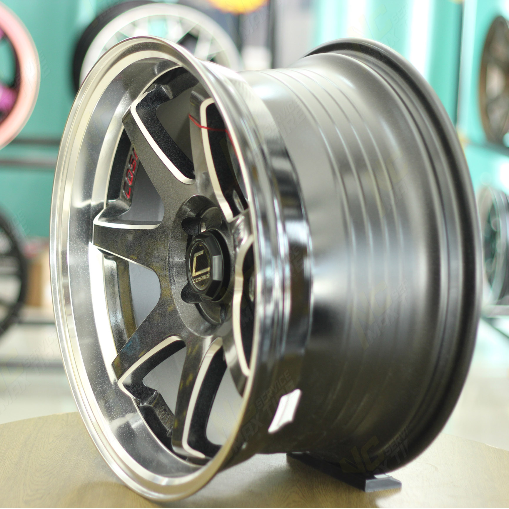 ล้อแม็กขอบ18 / กระบะเตี้ย 5 รู / ชุดCustom Color / Cosmis Re-7S / 18x9.5/10.5 5h114.3 ET15/12