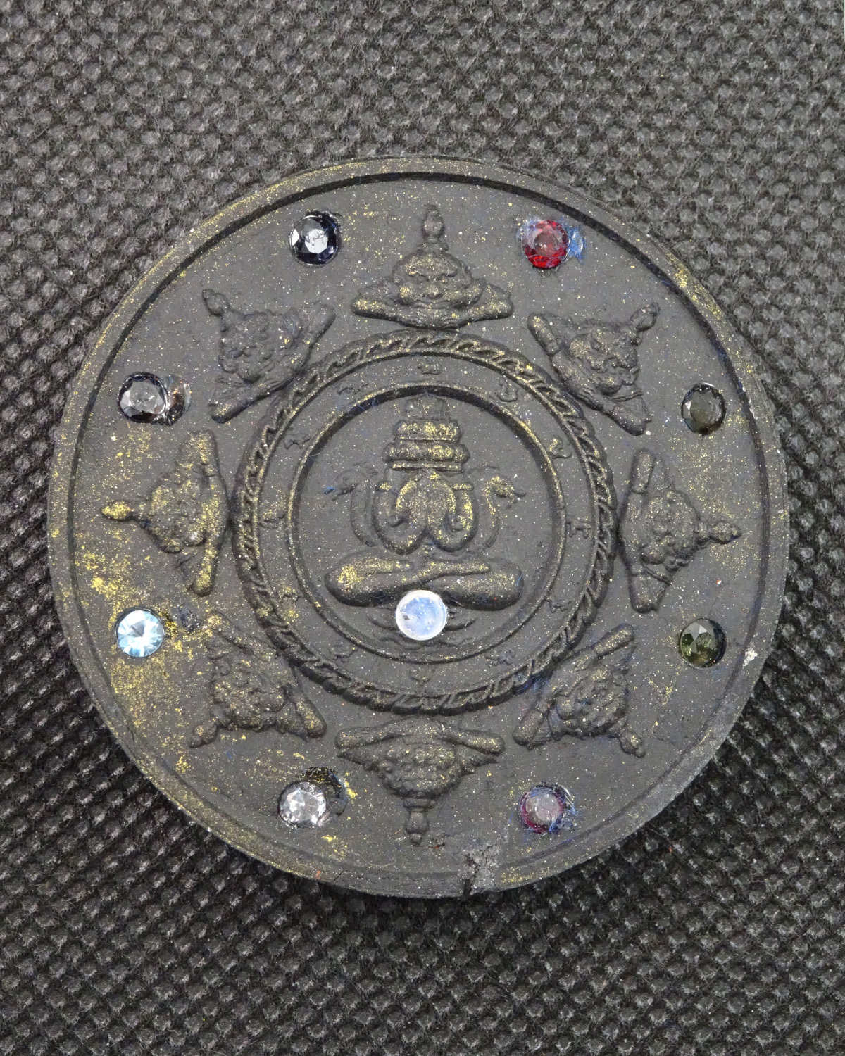 จตุคามรามเทพ รุ่น"อัญมณีเสริมดวง" อาจาย์มนัส วัดทุ่งจันดำ เนื้อดำ