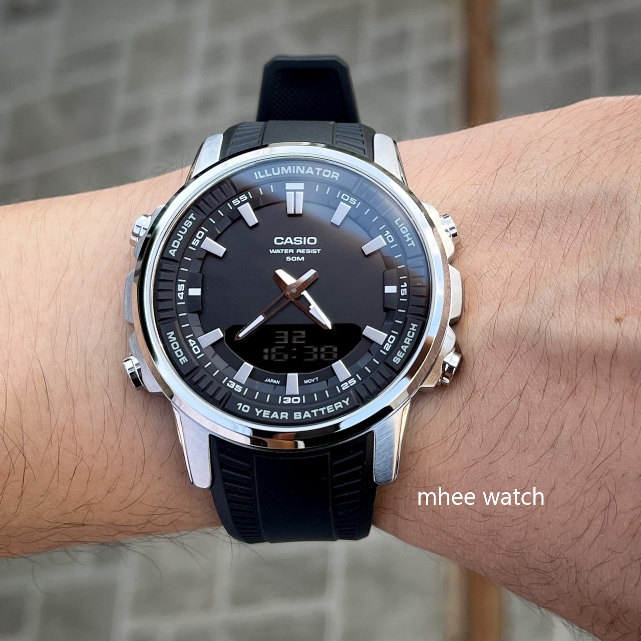 คาสิโอ้ทรง G-Steel รุ่นใหม่ล่าสุด2ระบบแบตเตอรี่อยู่ได้ถึง10ปี สายRubberโค้งตามข้อมือ บางกระชับกว่าเดิม AMW-880-1AV