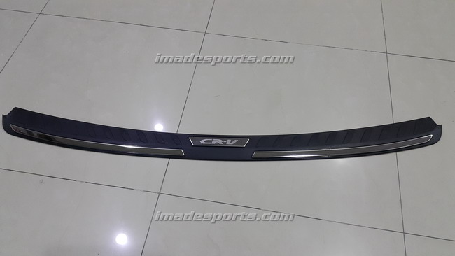 กาบฝาท้ายกันชน ด้านนอกและกันรอยด้านใน 2017-2021