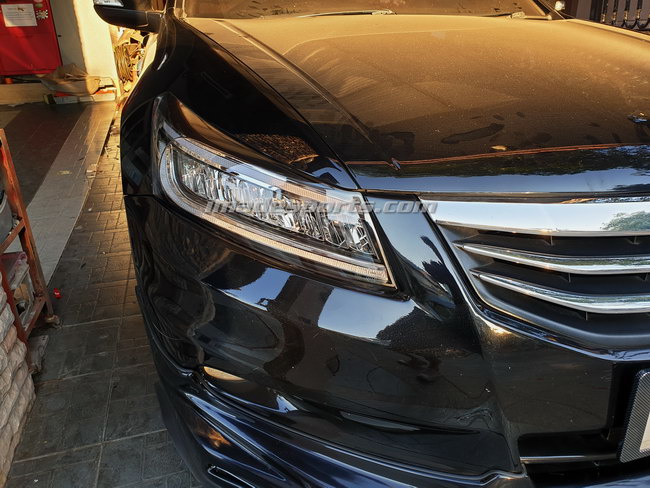 โคมไฟหน้า Projector G8 (RS Type)