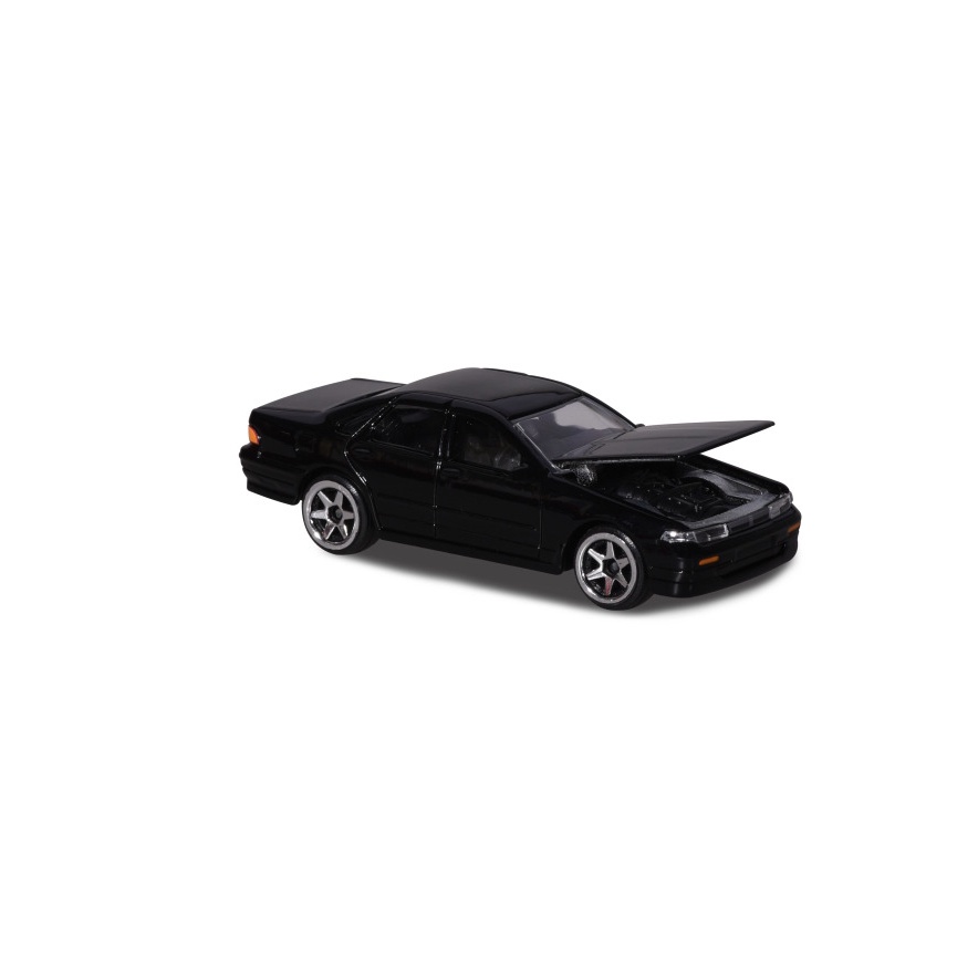Majorette โมเดลรถนิสสัน Cefiro Classic Car อัตราส่วน 1 : 64 สีดำ