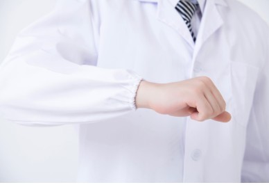 เสื้อกาวน์ หญิง ชาย ตัวยาว แขนยาว สำหรับห้องปฎิบัติการ ห้องคลีนรูม ห้องผลิต เครื่องสำอาง อาหาร